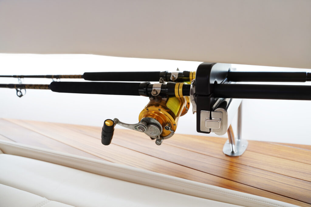 SQUARE TURN LATCH application image