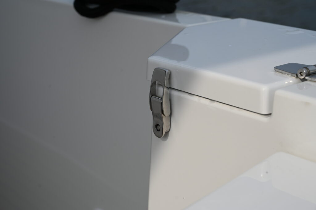 OVER CENTER LATCH application image