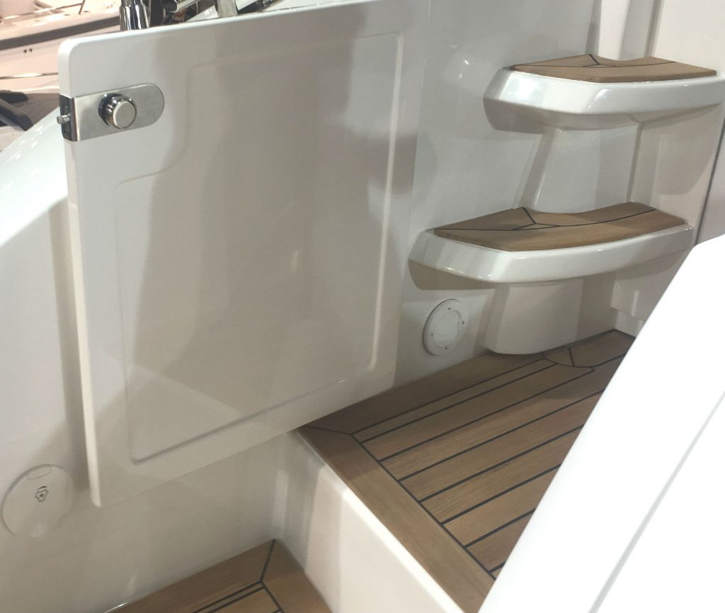 PUSH TO CLOSE TRANSOM LATCH application image