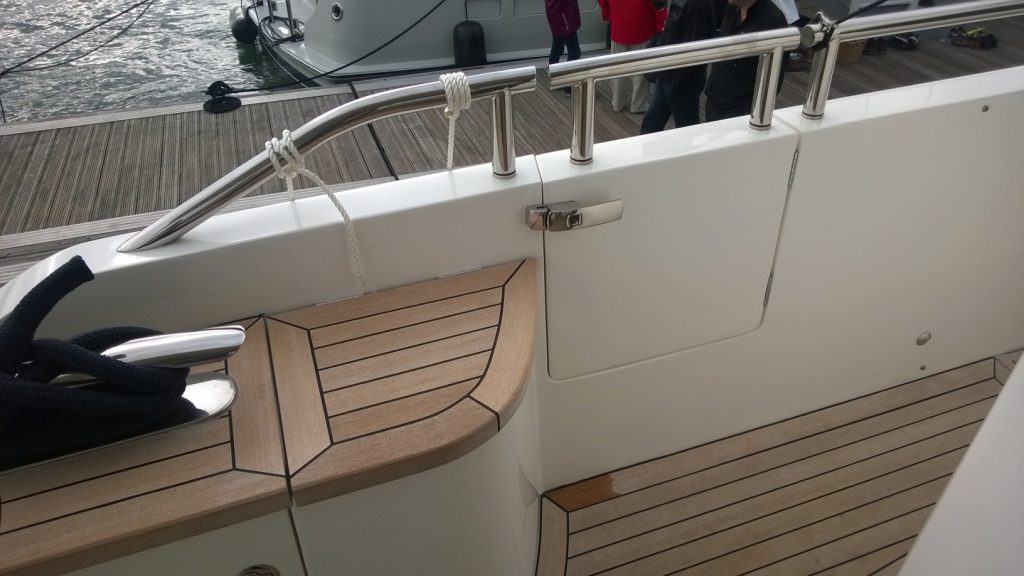 SWIM LATCH application image